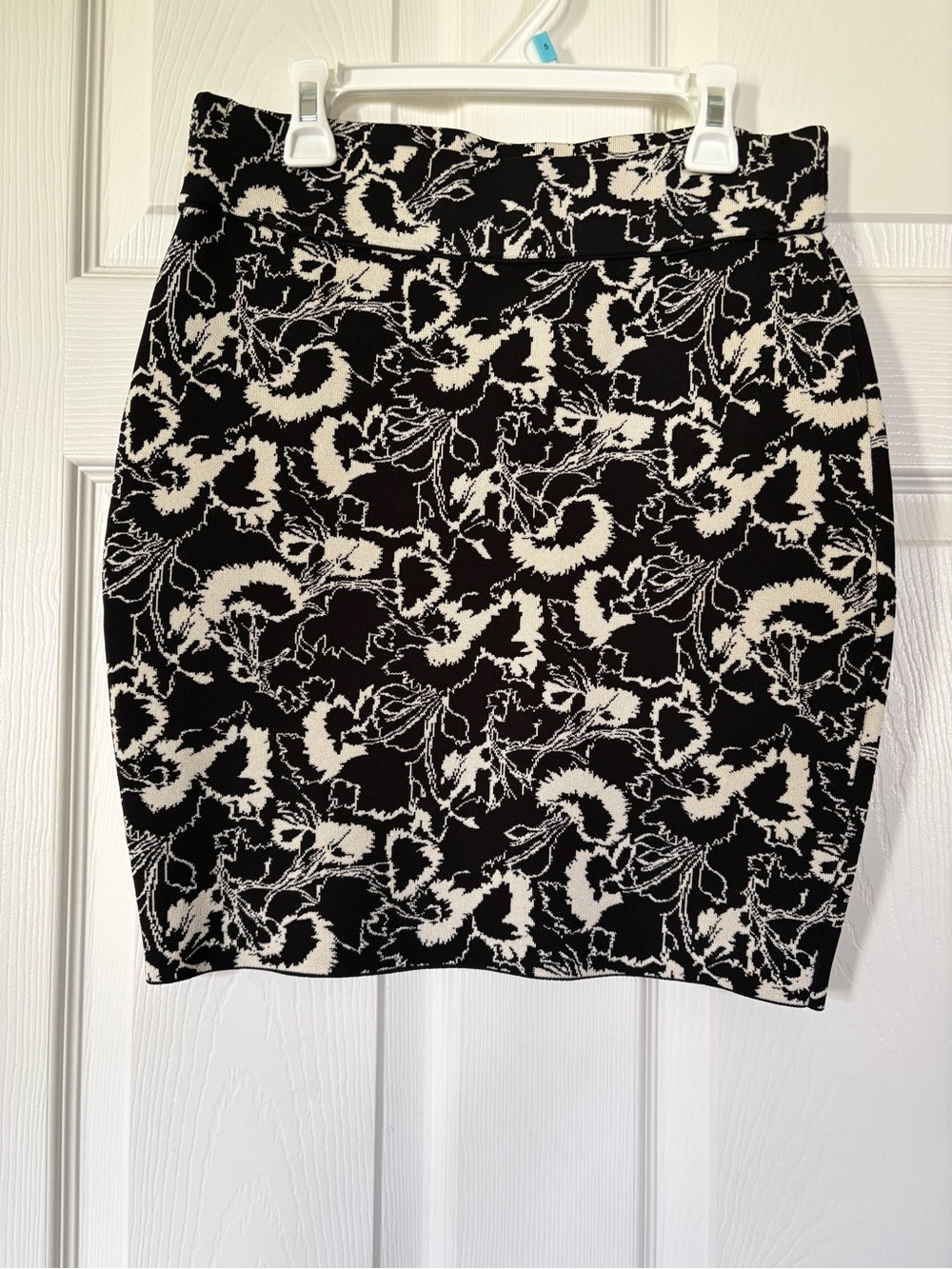 rag & bone Black and White Floral Knit Pencil Skirt